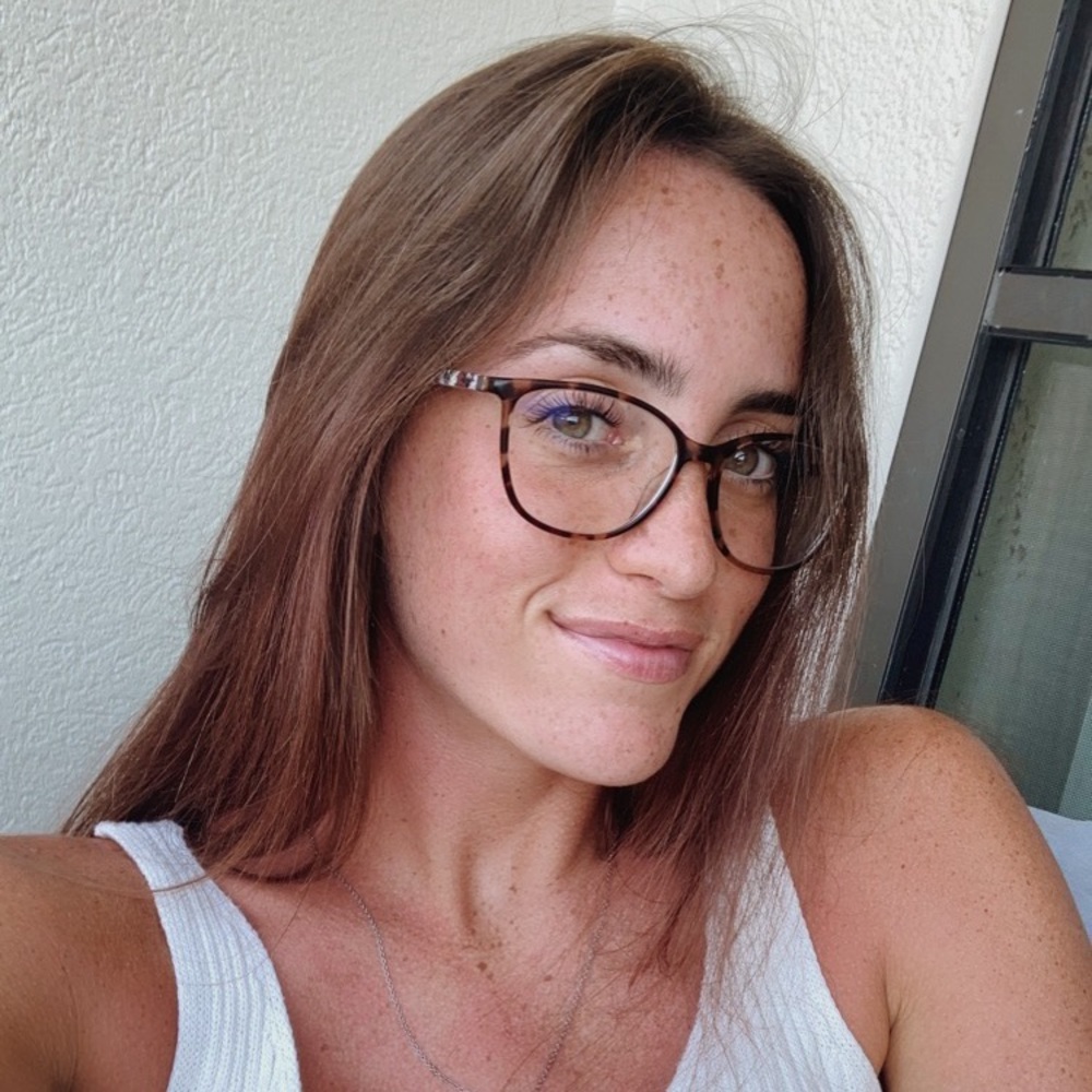 Meet your Posher, Ashley